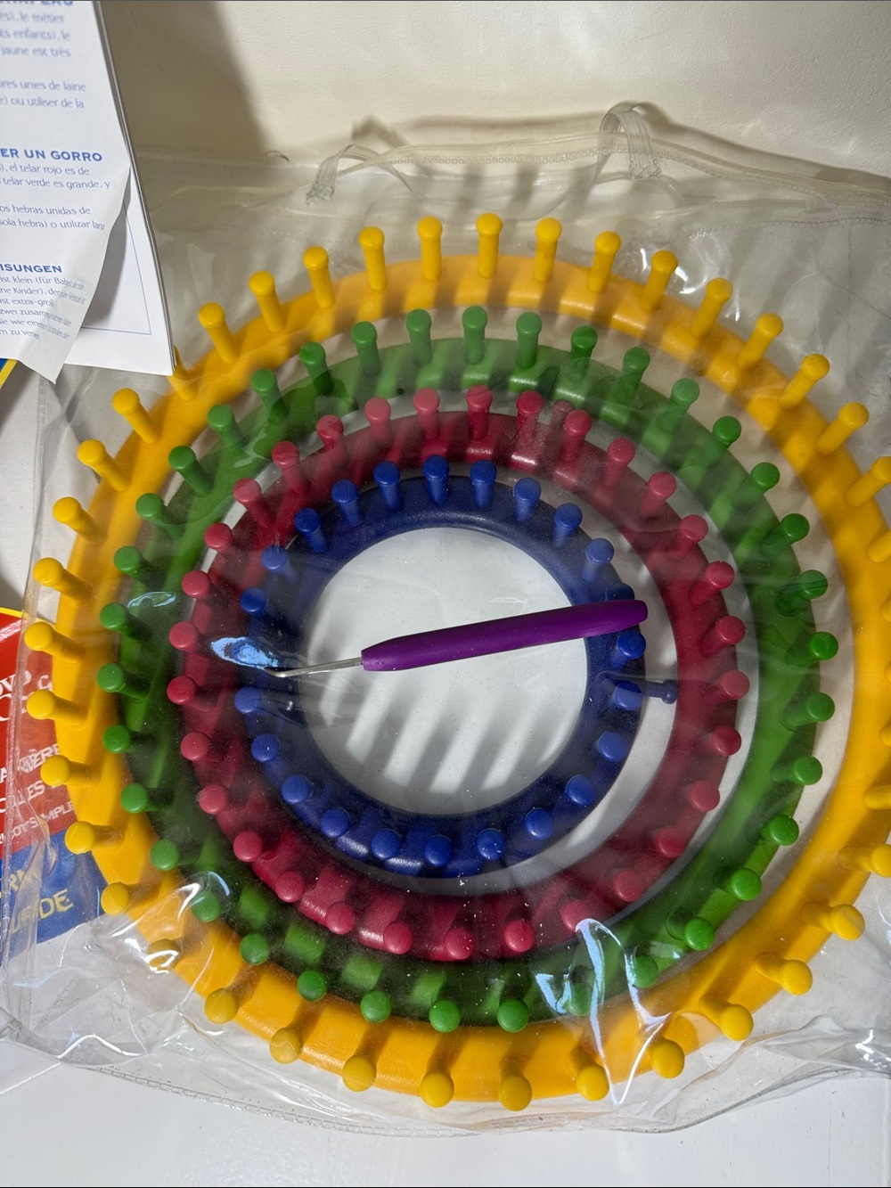 Provo Craft Knifty Knitter Set.